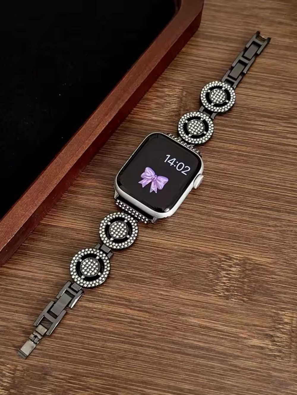 New Bracelet For Apple Watch band
Series 10/9/8/7 40-49mm
